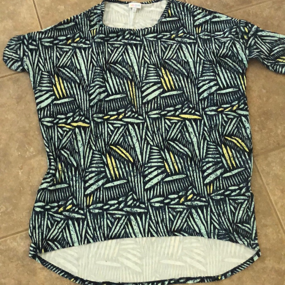 New Lularoe Irma size Medium